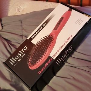 Illustra styling brush